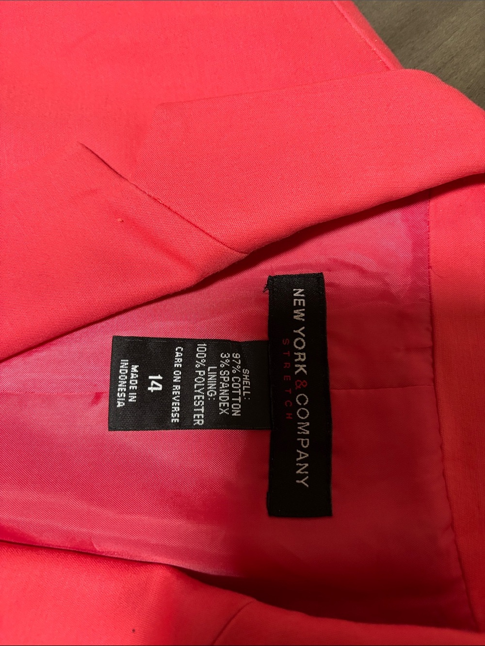 New York & Company Bright Coral Pink capri Two-Piece Pant Suit - Picture 7 of 7
